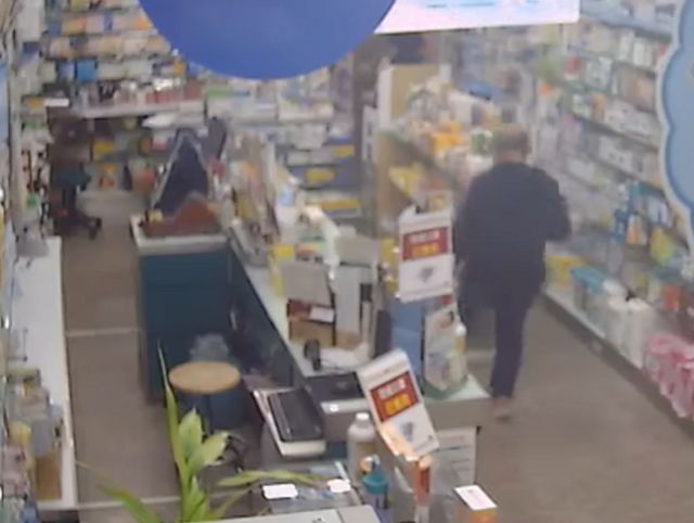 買口罩打砸藥店 買口罩打砸藥店